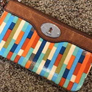 Fossil Key-Per wristlet